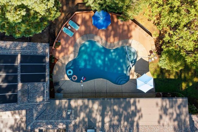 16351 Lake Vera Purdon Rd, Nevada City, CA 95959