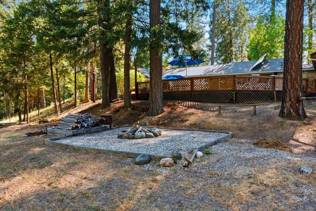 16351 Lake Vera Purdon Rd, Nevada City, CA 95959