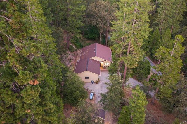16351 Lake Vera Purdon Rd, Nevada City, CA 95959