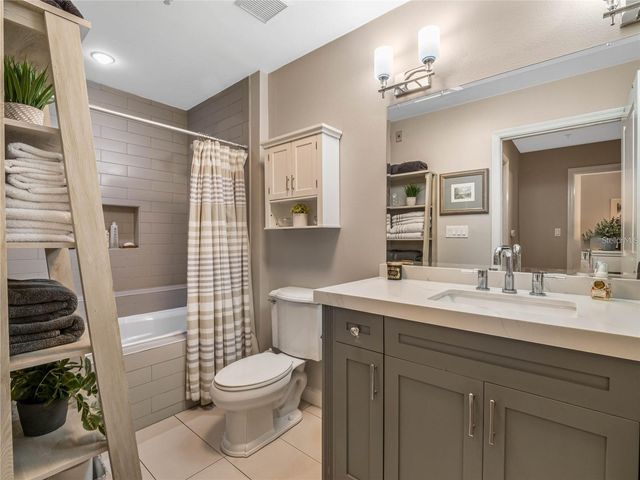 630 VASSAR STREET 2205, Orlando, FL 32804