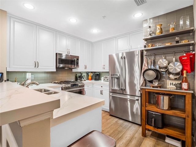 630 VASSAR STREET 2205, Orlando, FL 32804