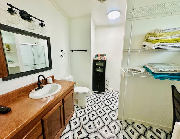 219 County Road 2723, Decatur, TX 76234