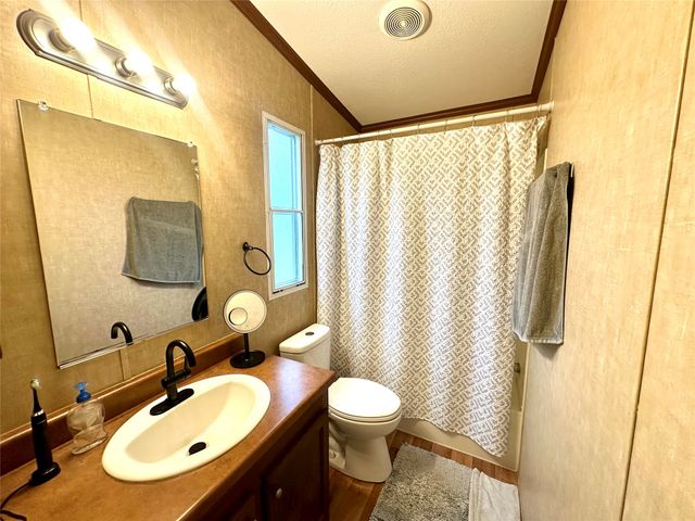 219 County Road 2723, Decatur, TX 76234