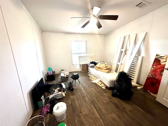 219 County Road 2723, Decatur, TX 76234