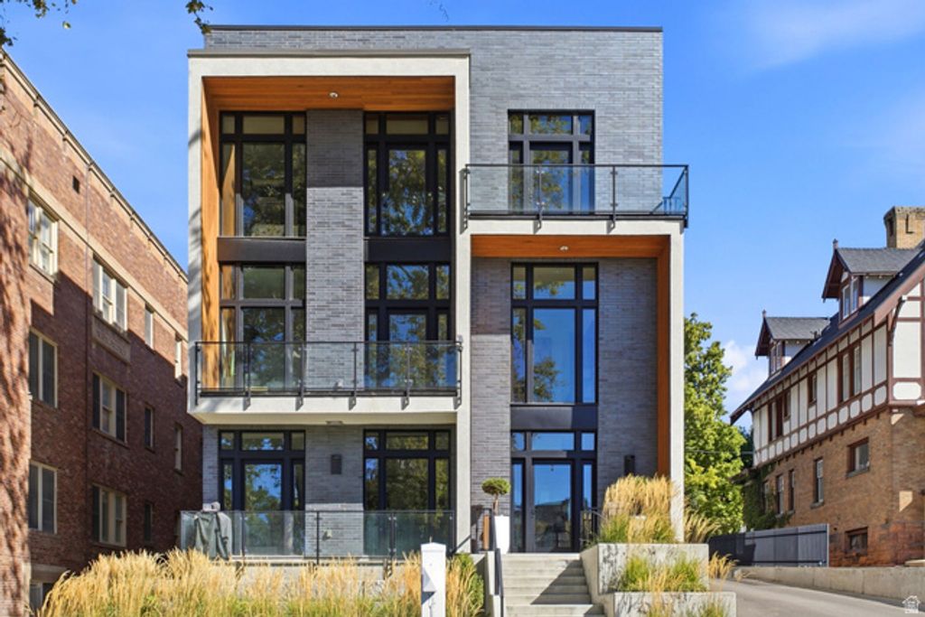 1117 E SOUTH TEMPLE #1, Salt Lake City, UT 84102 — exterior