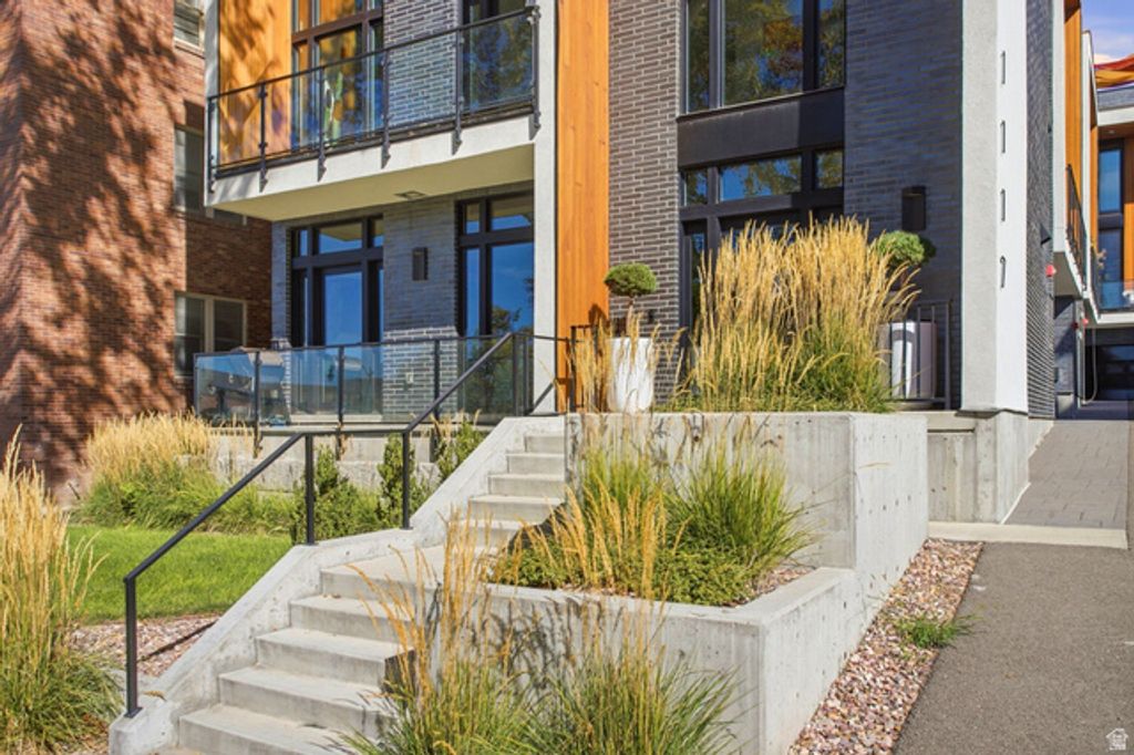 1117 E SOUTH TEMPLE #1, Salt Lake City, UT 84102 — photo 4