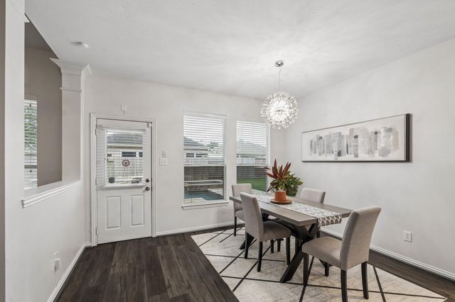 9519 Empress Crossing Drive, Spring, TX 77379