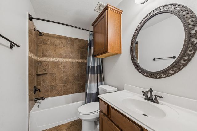 9519 Empress Crossing Drive, Spring, TX 77379