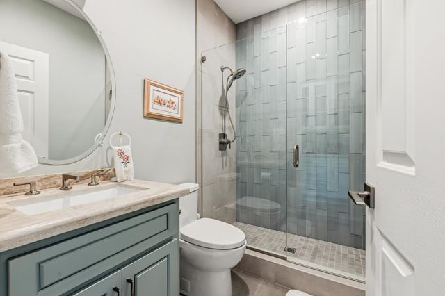 18073 Jayhawk Dr, Penn Valley, CA 95946
