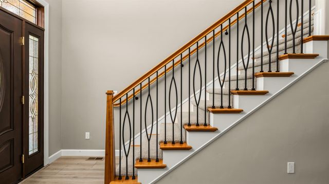 18073 Jayhawk Dr, Penn Valley, CA 95946