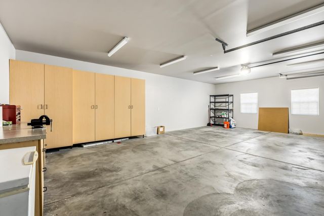 18073 Jayhawk Dr, Penn Valley, CA 95946