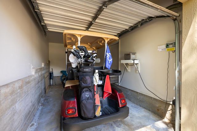 18073 Jayhawk Dr, Penn Valley, CA 95946