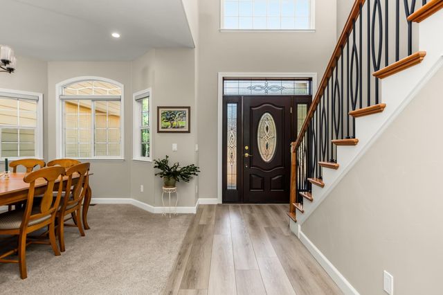 18073 Jayhawk Dr, Penn Valley, CA 95946