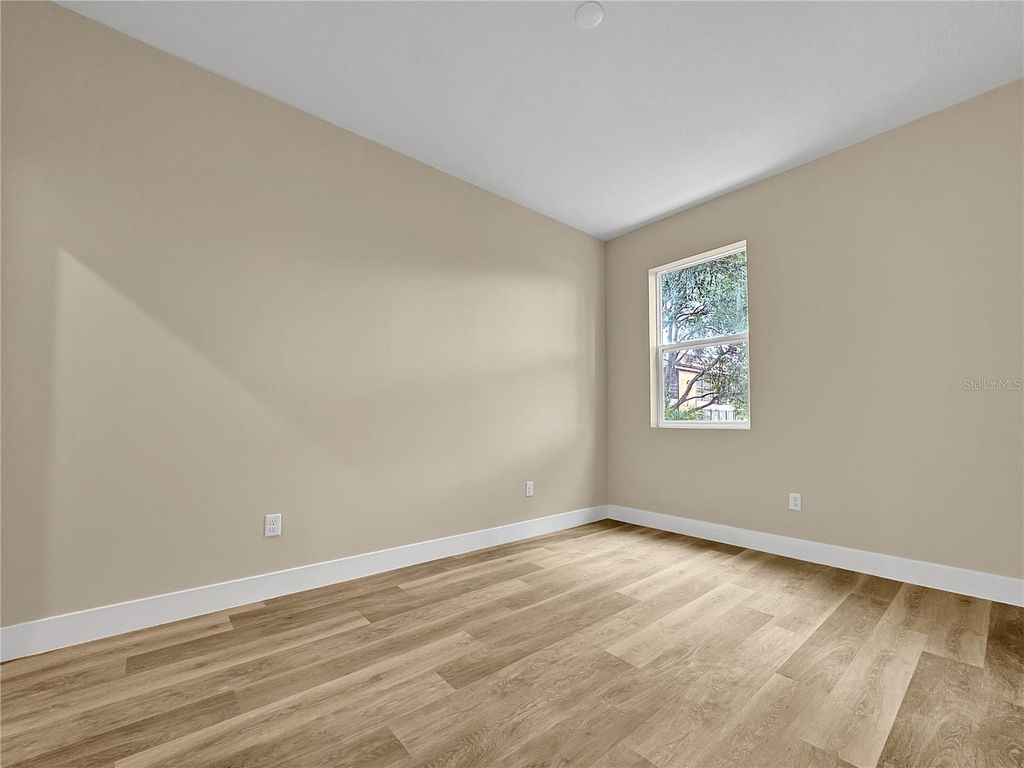 Image 12 of property listing at 4424 S TEXAS AVENUE 1-213, Orlando, FL 32839
