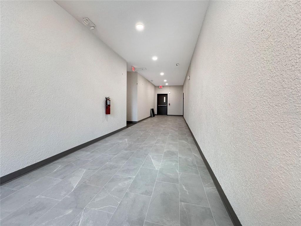 Image 22 of property listing at 4424 S TEXAS AVENUE 1-213, Orlando, FL 32839