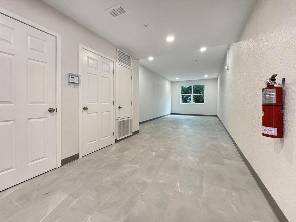 Image 24 of property listing at 4424 S TEXAS AVENUE 1-213, Orlando, FL 32839
