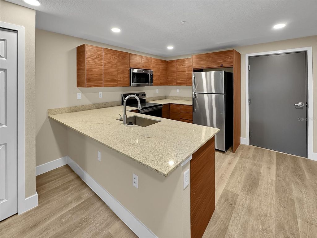 Image 4 of property listing at 4424 S TEXAS AVENUE 1-213, Orlando, FL 32839