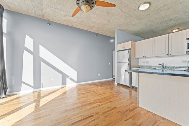 1620 S Michigan Avenue 816, Chicago, IL 60616