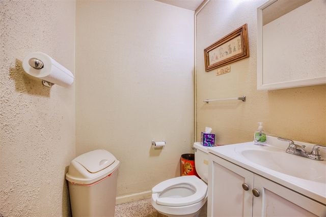 20825 Plymouth Road, Detroit, MI 48228
