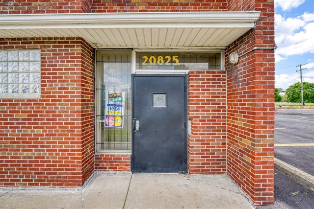 20825 Plymouth Road, Detroit, MI 48228