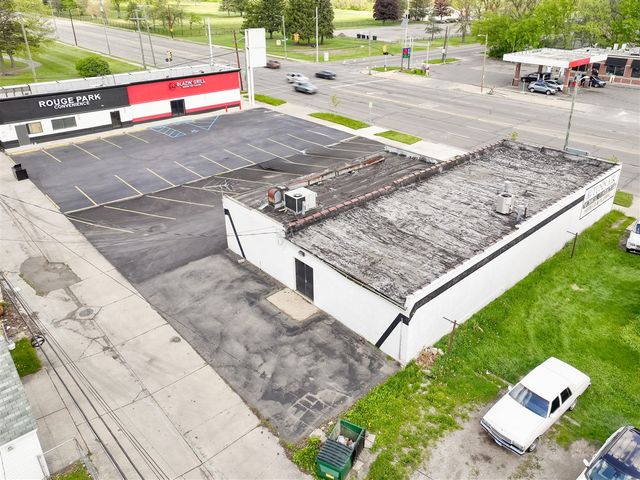 20825 Plymouth Road, Detroit, MI 48228