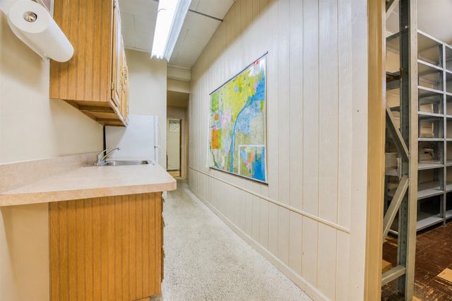 20825 Plymouth Road, Detroit, MI 48228