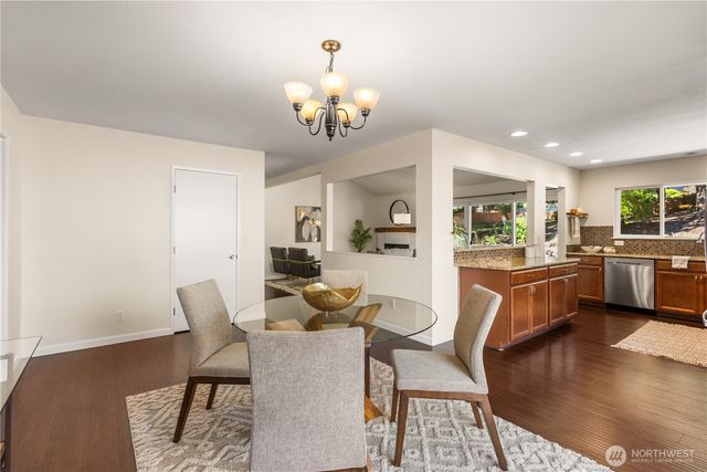 15027 SE Fairwood Boulevard, Renton, WA 98058