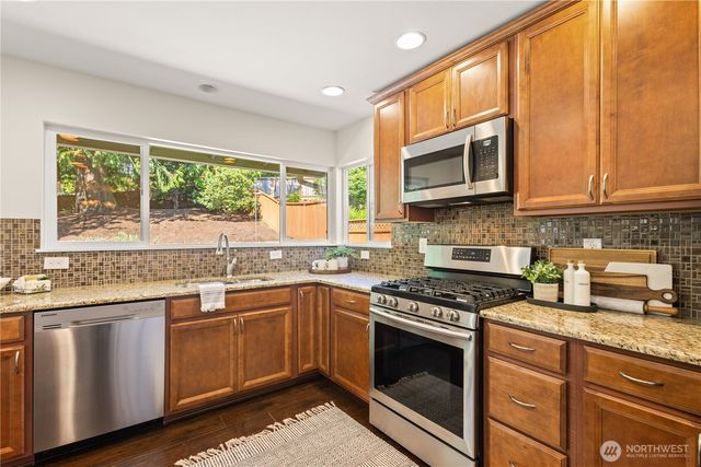 15027 SE Fairwood Boulevard, Renton, WA 98058