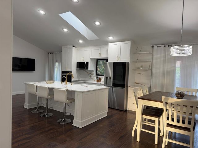 1532 Primrose Lane, Wellington, FL 33414