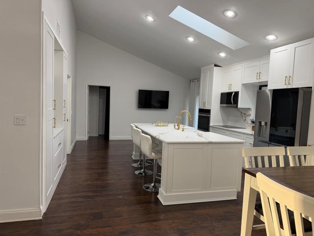 1532 Primrose Lane, Wellington, FL 33414