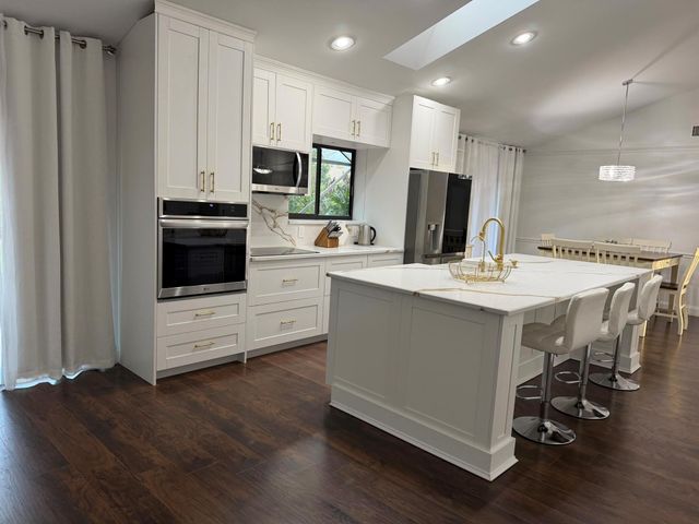 1532 Primrose Lane, Wellington, FL 33414