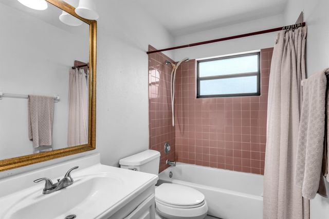 1532 Primrose Lane, Wellington, FL 33414