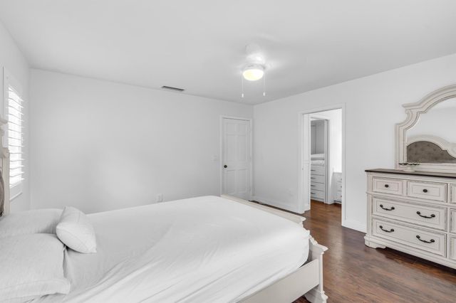 1532 Primrose Lane, Wellington, FL 33414