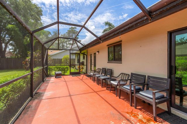 1532 Primrose Lane, Wellington, FL 33414