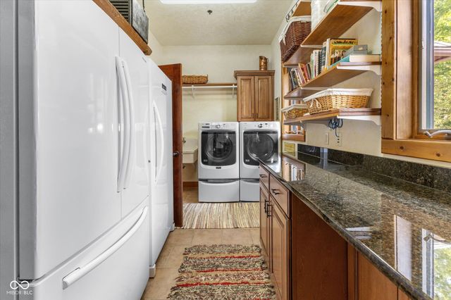 7839 W Bellsville Pike, Nashville, IN 47448