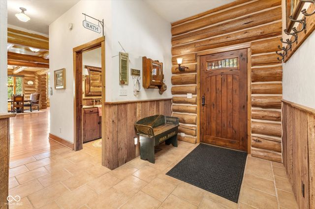 7839 W Bellsville Pike, Nashville, IN 47448