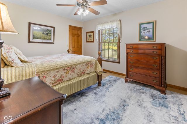 7839 W Bellsville Pike, Nashville, IN 47448