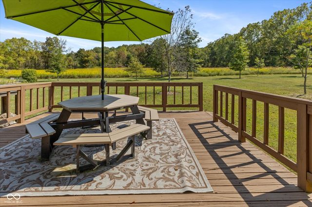 7839 W Bellsville Pike, Nashville, IN 47448