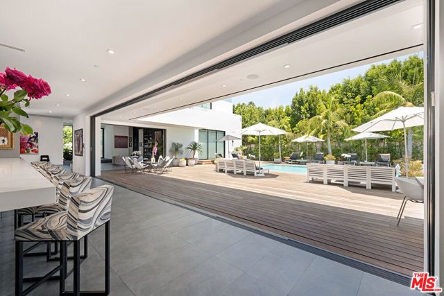 9570 Sunset Boulevard, Beverly Hills, CA 90210