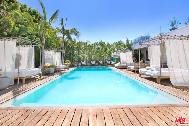 9570 Sunset Boulevard, Beverly Hills, CA 90210