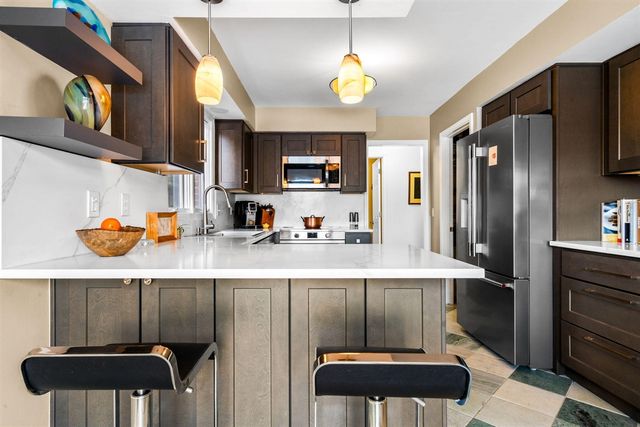 1261 Laurel View Drive, Ann Arbor, MI 48105