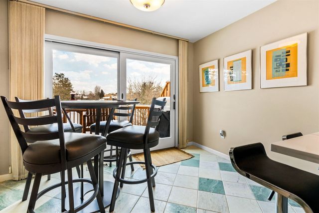 1261 Laurel View Drive, Ann Arbor, MI 48105