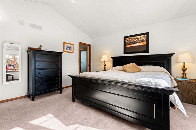 1261 Laurel View Drive, Ann Arbor, MI 48105