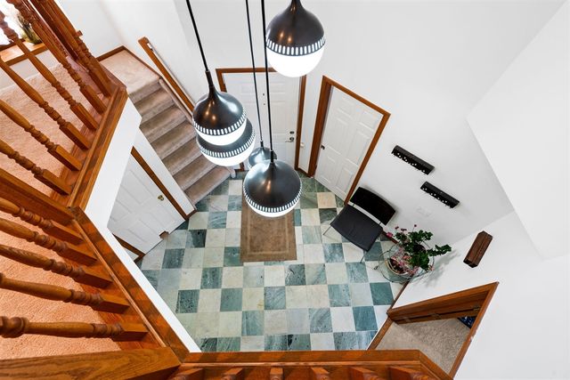 1261 Laurel View Drive, Ann Arbor, MI 48105