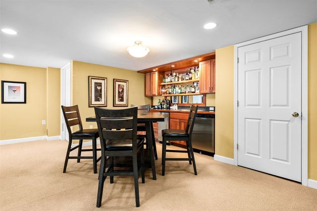 1261 Laurel View Drive, Ann Arbor, MI 48105