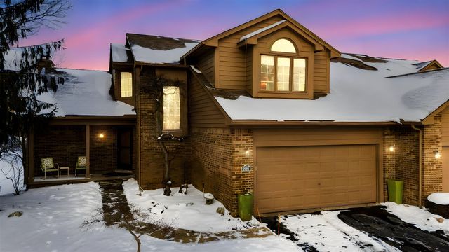 1261 Laurel View Drive, Ann Arbor, MI 48105