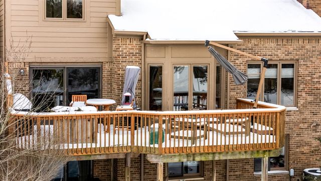 1261 Laurel View Drive, Ann Arbor, MI 48105