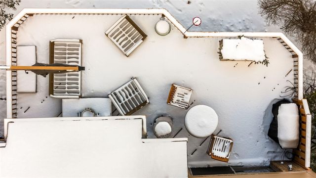 1261 Laurel View Drive, Ann Arbor, MI 48105