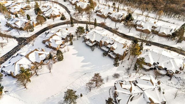 1261 Laurel View Drive, Ann Arbor, MI 48105