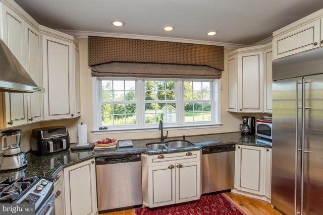 3605 WINDY BUSH RD, New Hope, PA 18938